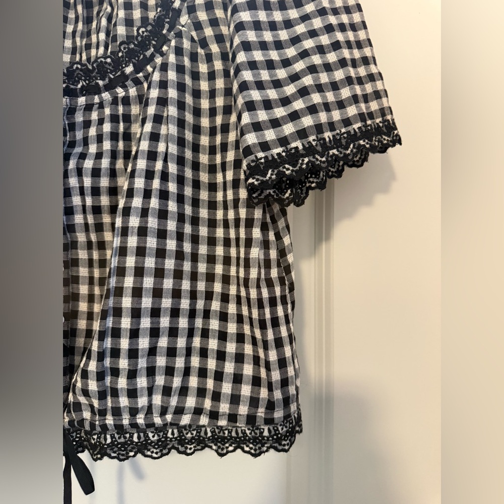 American Eagle Outfitters Black and White Gingham Lace-Trim Crop Top - Picture 3 of 4